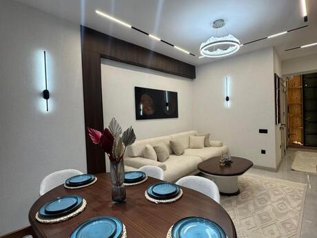 3 otaqlı yeni tikili - Şah İsmayıl Xətai m. - 90 m²