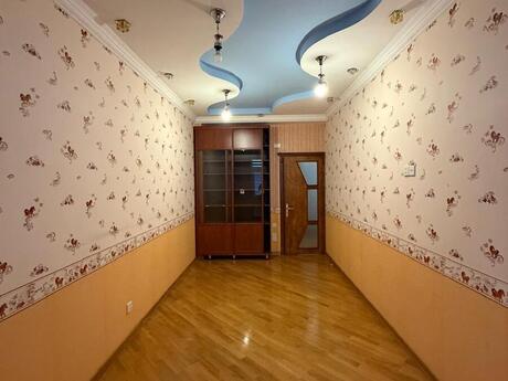 3 otaqlı yeni tikili - Nizami r. - 132 m²