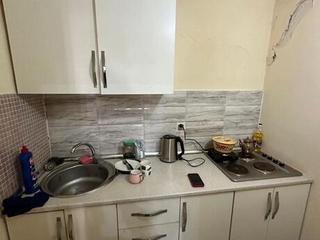 Obyekt - 8 Noyabr m. - 100 m²