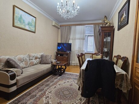 3 otaqlı köhnə tikili - Nizami m. - 90 m²