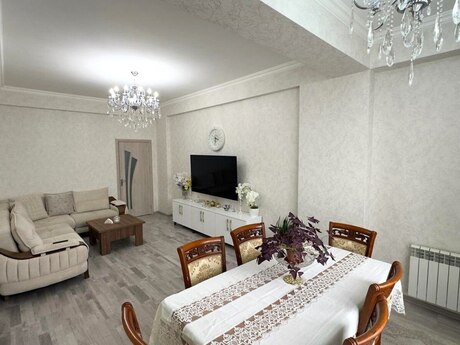 3-комн. новостройка - м. Иншаатчылар - 128 м²