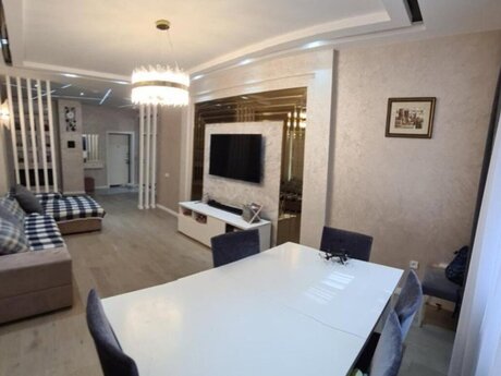 3-комн. новостройка - м. Шах Исмаил Хатаи - 120 м²