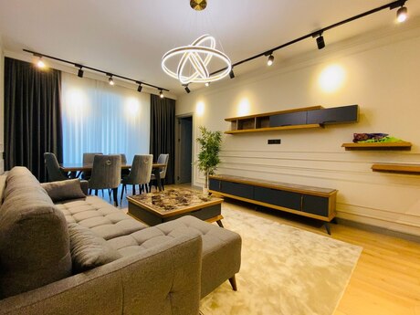 3 otaqlı yeni tikili - 8 Noyabr m. - 110 m²
