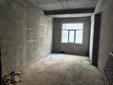 4 otaqlı yeni tikili - 28 May m. - 260 m²