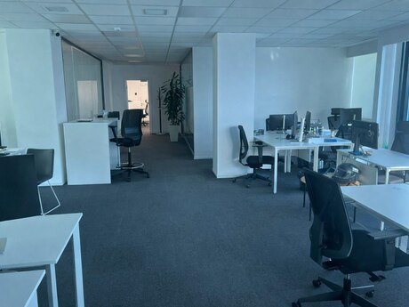 6 otaqlı ofis - 8 Noyabr m. - 260 m²