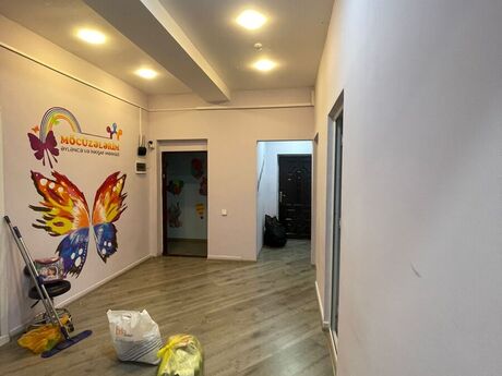 9 otaqlı ofis - İnşaatçılar m. - 230 m²