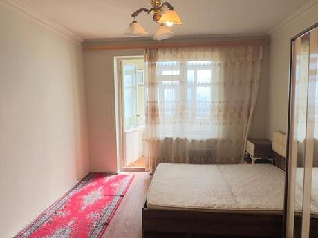 3 otaqlı köhnə tikili - 8-ci kilometr q. - 80 m²