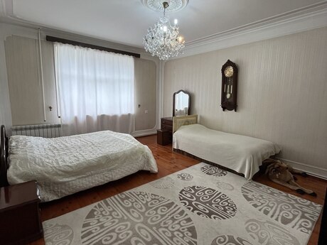 4 otaqlı yeni tikili - 20 Yanvar m. - 130 m²