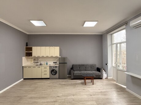 1 otaqlı köhnə tikili - Nizami m. - 45 m²