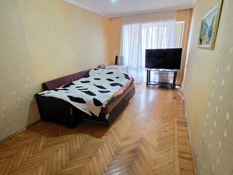 2 otaqlı köhnə tikili - İçəri Şəhər m. - 55 m²
