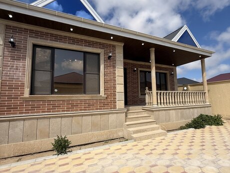 5 otaqlı həyət evi/bağ evi - Binə q. - 125 m²