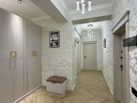 3 otaqlı yeni tikili - 20 Yanvar m. - 117 m²