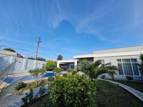 5 otaqlı həyət evi/bağ evi - Mərdəkan q. - 230 m²