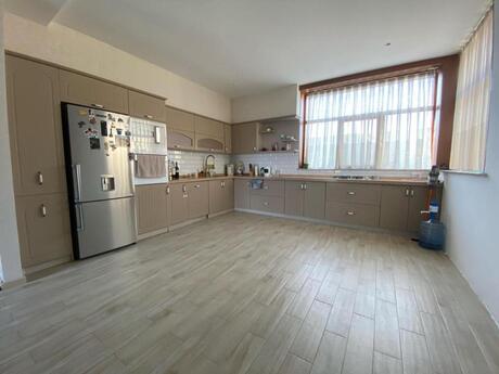 5 otaqlı həyət evi/bağ evi - Bilgəh q. - 420 m²