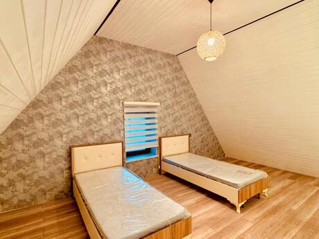 4 otaqlı həyət evi/bağ evi - Mərdəkan q. - 165 m²