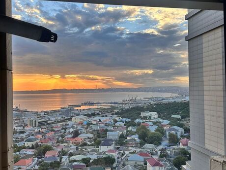 Объявление №6045771 - Баку, Хатаинский р., 2-комн., 70 м², 13/19 этаж