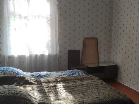 4 otaqlı köhnə tikili - Gəncə - 88.3 m²