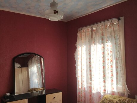 4 otaqlı köhnə tikili - Gəncə - 88.3 m²