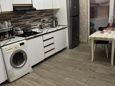 Kirayə 3 otaqlı mənzil, 95 m², İnşaatçılar: 220 ₼/ay 5