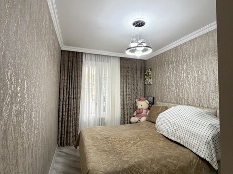 3 otaqlı köhnə tikili - Bakıxanov q. - 80 m²