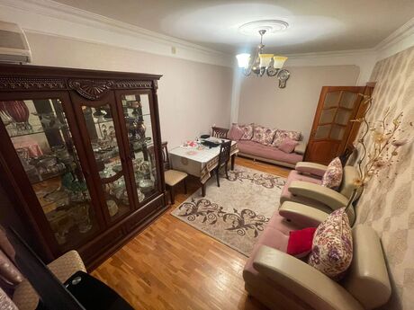 3 otaqlı köhnə tikili - Xalqlar Dostluğu m. - 85 m²