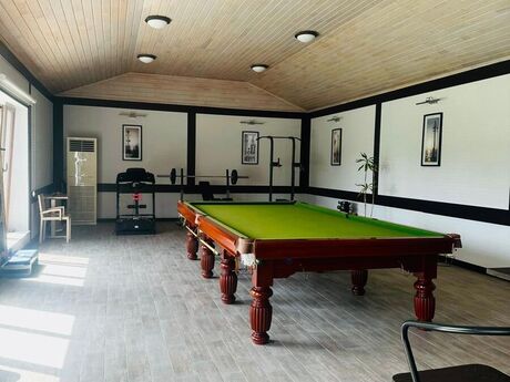 5 otaqlı həyət evi/bağ evi - Buzovna q. - 220 m²