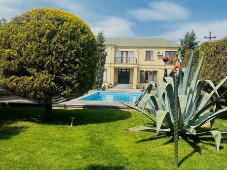 5 otaqlı həyət evi/bağ evi - Buzovna q. - 220 m²