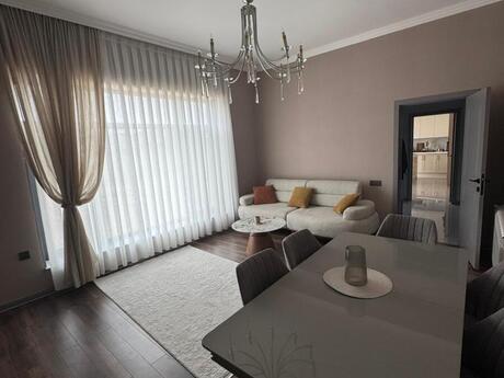 3 otaqlı həyət evi/bağ evi - Şüvəlan q. - 145 m²