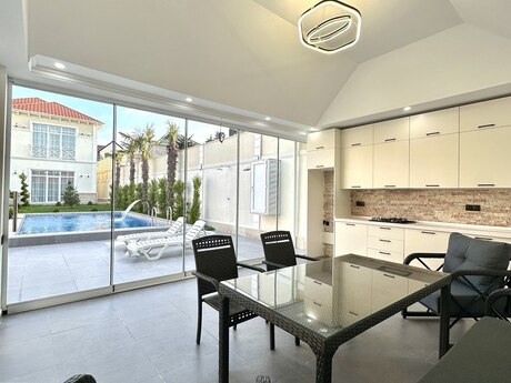 5-комн. дом/дача - пос. Мардакан - 300 м²