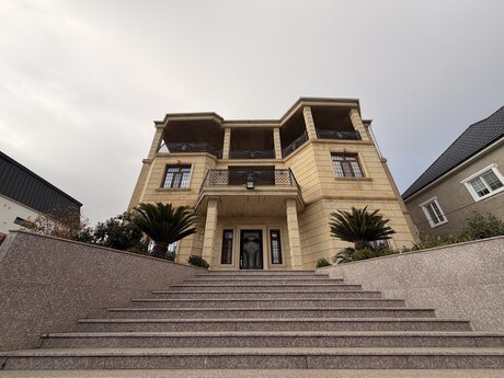 Elan №6046169 - Bakı, Yasamal q., 8 otaqlı, 660 m²