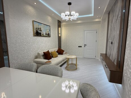 2 otaqlı yeni tikili - Xətai r. - 71 m²