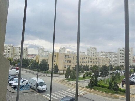 3 otaqlı köhnə tikili - Yeni Yasamal q. - 80 m²