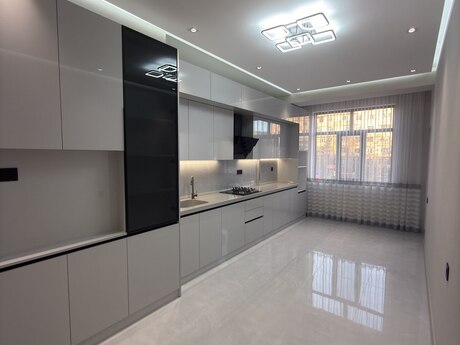 3 otaqlı yeni tikili - Xalqlar Dostluğu m. - 148 m²