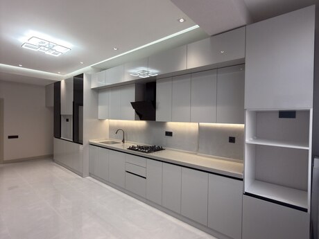 3 otaqlı yeni tikili - Xalqlar Dostluğu m. - 148 m²