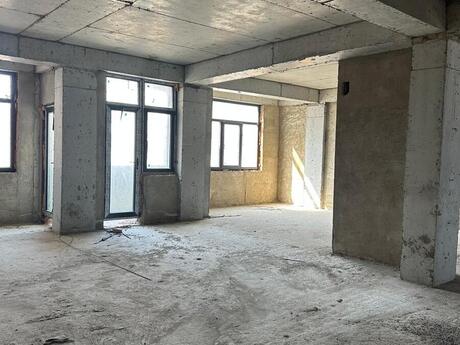 3 otaqlı yeni tikili - Nəsimi r. - 141 m²