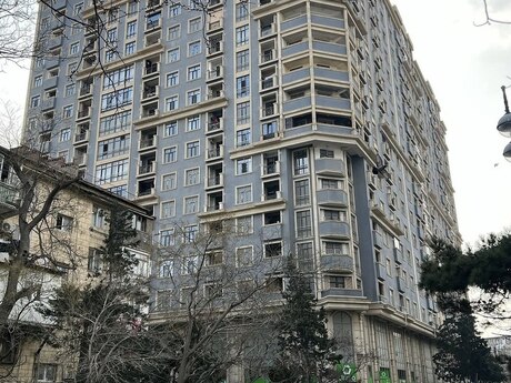 3-комнатная квартира, 114 м², 8-ci mikrorayon: 324 900 ₼ 2