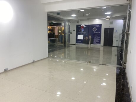1 otaqlı ofis - Sahil m. - 24 m²