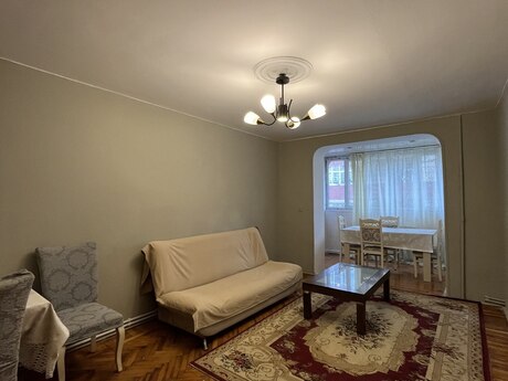 Elan №6043651 - Bakı, İnşaatçılar m., 3 otaqlı, 80 m², 3/5 mərtəbə