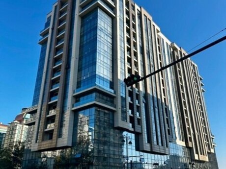 2-комн. новостройка - м. 28 мая - 106 м²