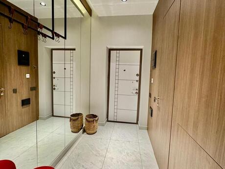 3 otaqlı yeni tikili - 8 Noyabr m. - 148 m²