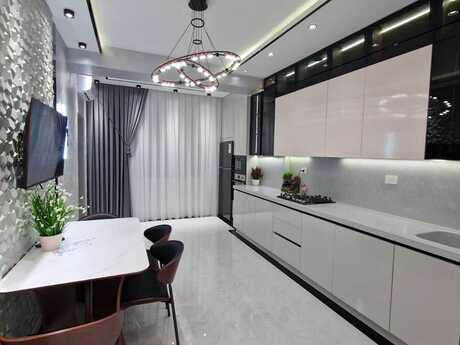 3 otaqlı yeni tikili - Gənclik m. - 140 m²