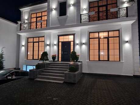 7 otaqlı həyət evi/bağ evi - Badamdar q. - 450 m²