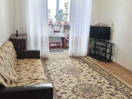 2 otaqlı köhnə tikili - Binəqədi r. - 60 m²