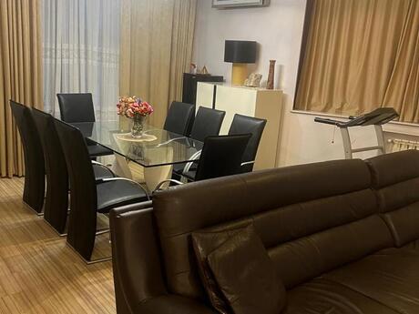 3 otaqlı yeni tikili - Nəsimi r. - 145 m²