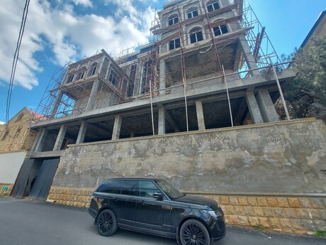 Obyekt - Səbail r. - 900 m²