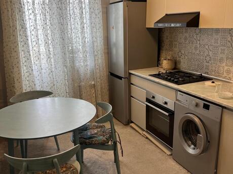 1 otaqlı yeni tikili - Yasamal q. - 45 m²