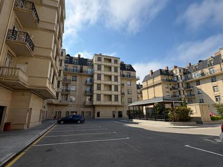 Elan №6047077 - Bakı, Ağ şəhər q., 4 otaqlı, 150 m²