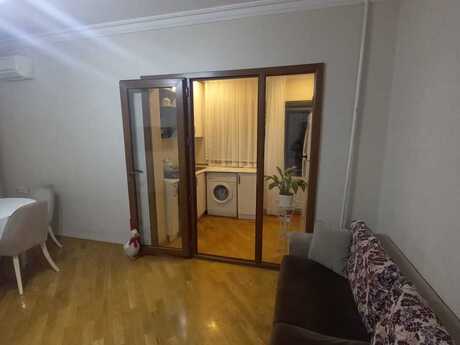 2 otaqlı köhnə tikili - Nərimanov r. - 45 m²
