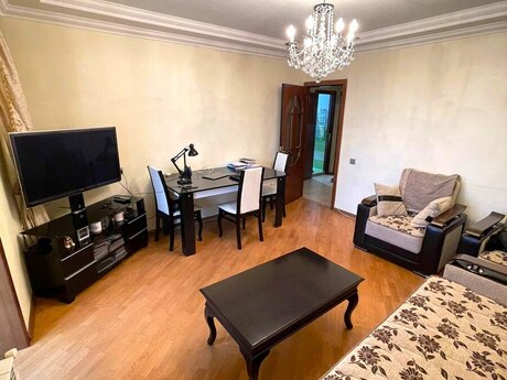 2 otaqlı köhnə tikili - Avtovağzal m. - 65 m²