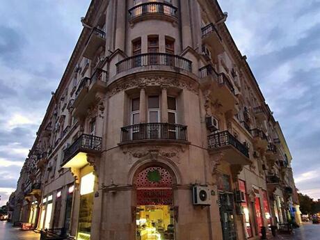 4 otaqlı köhnə tikili - Səbail r. - 120 m²